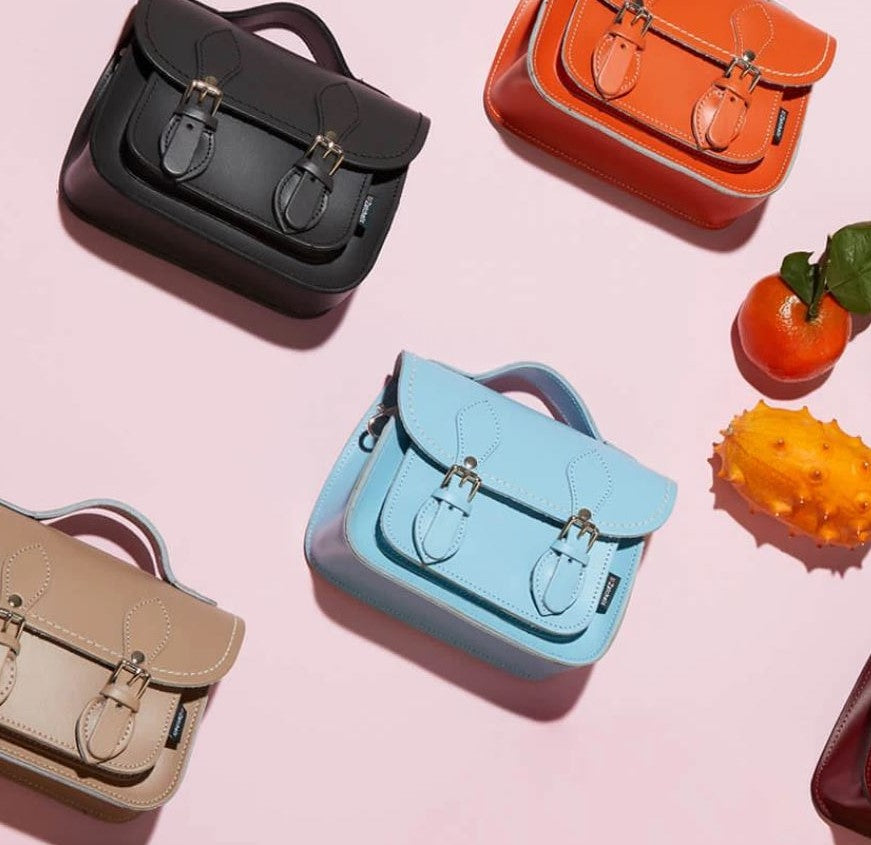 Does Your Handbag Have To Match Your Outfit? – Zatchels